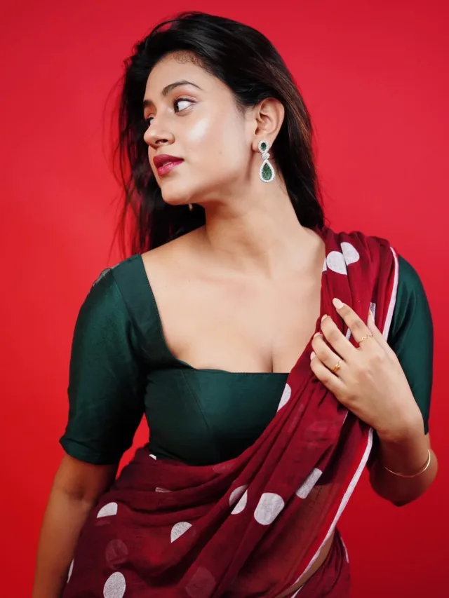 Anjali Arora (Fame by Kacha Badam) Simple facts